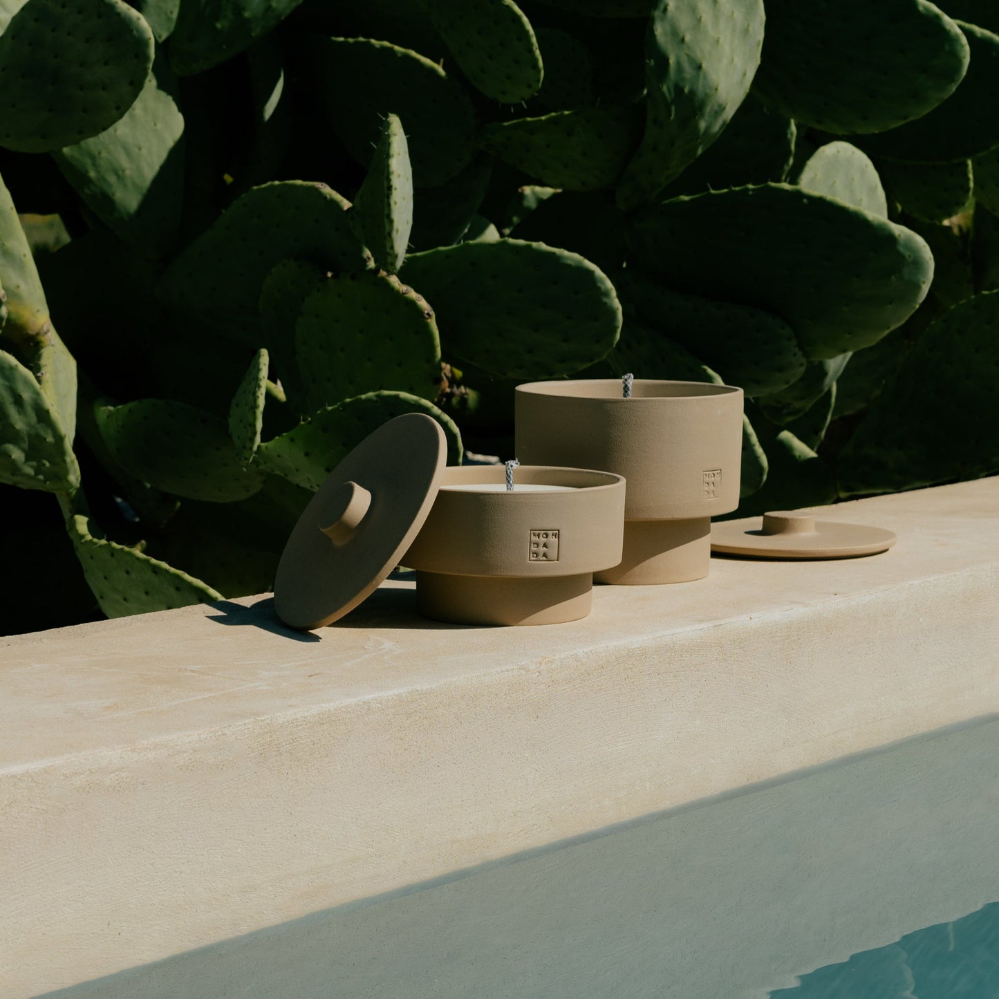 Bougie d'extérieur June THREE + lid - Marrakesh