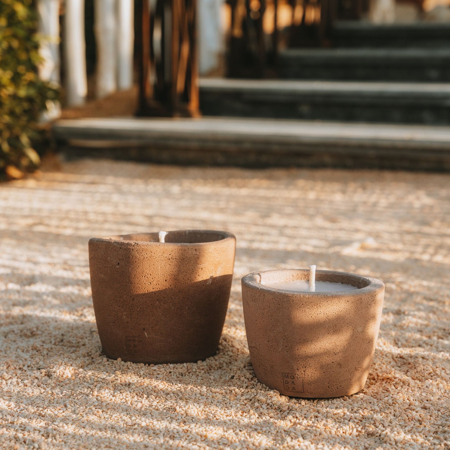 Urban Outdoor Candle Medium - chocolate