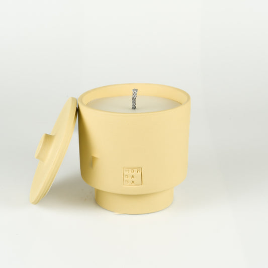 Bougie d'extérieur June ONE + lid - Sahara