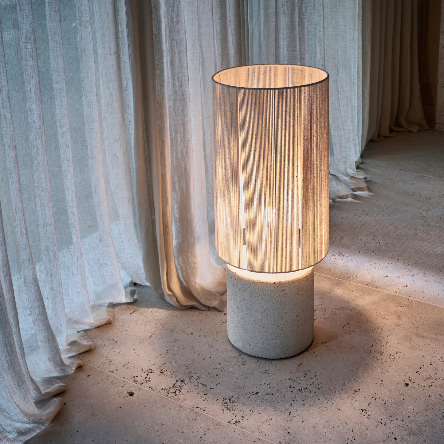 Luminar 001