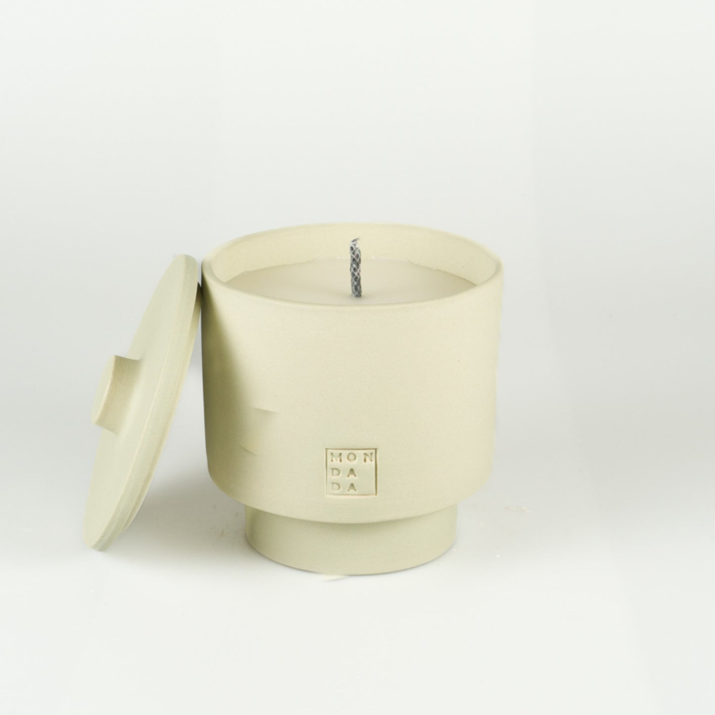 Bougie d'extérieur June ONE + lid - Tuscany