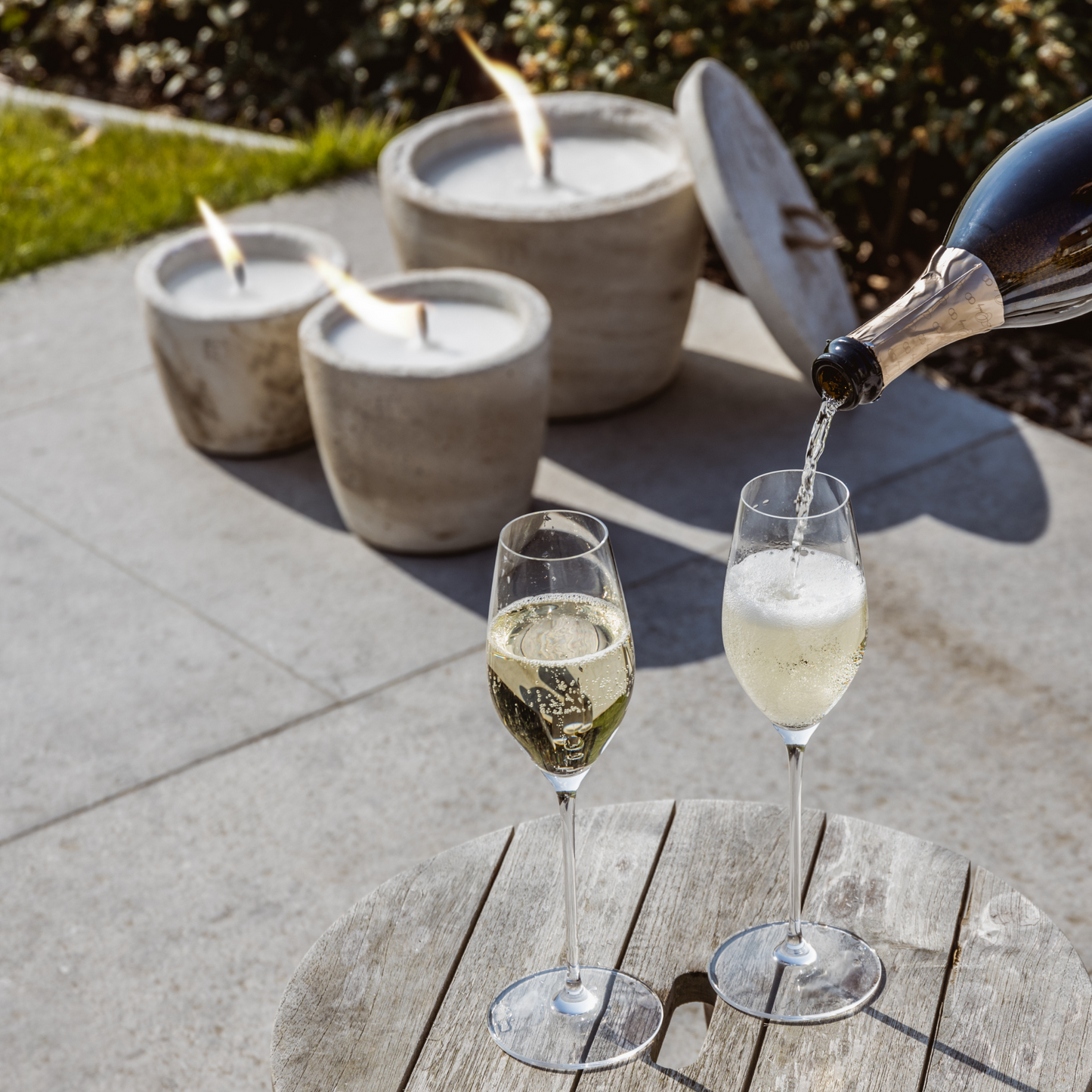 Urban Outdoor Garden Candle Medium + lid - Ecru
