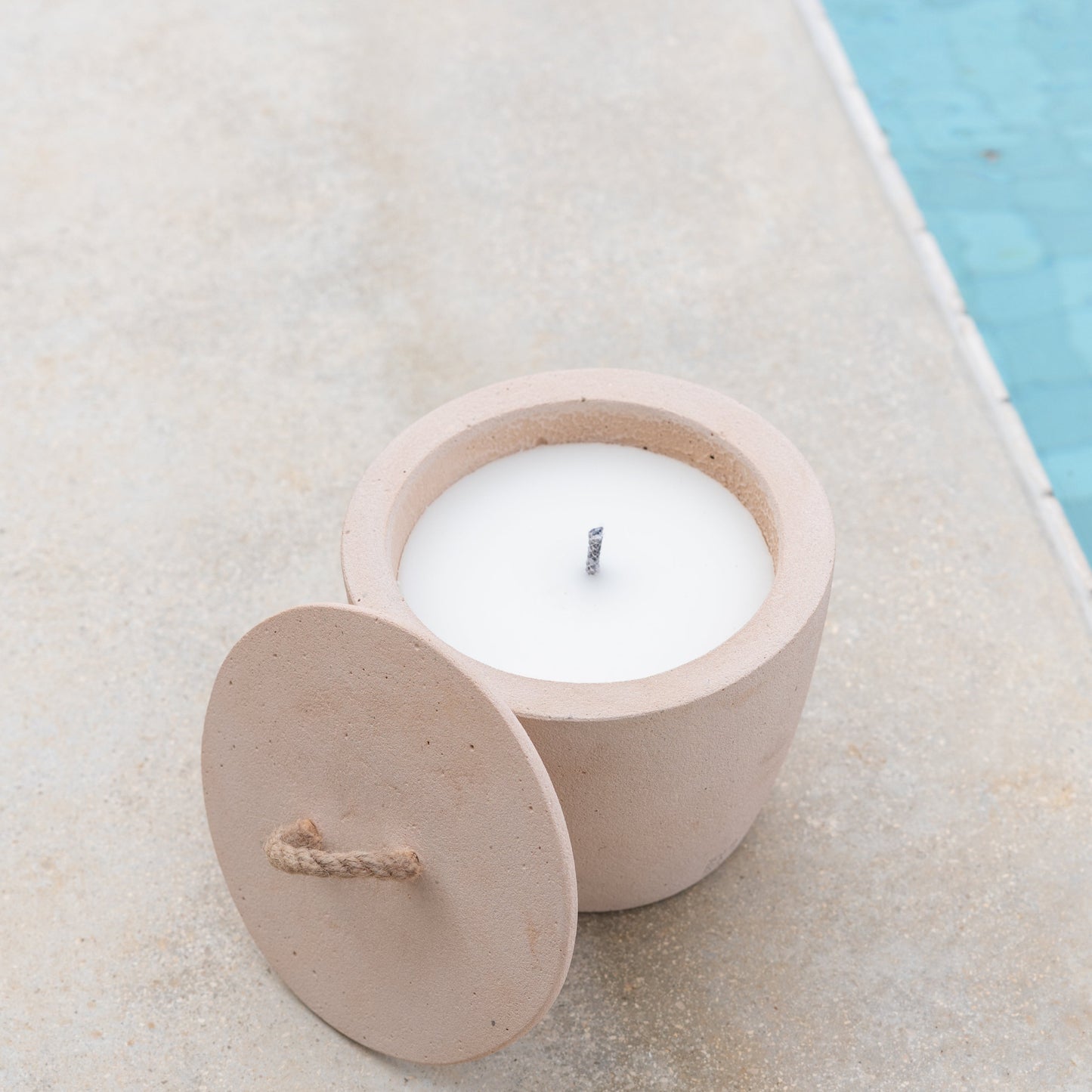 Urban Outdoor Garden Candle XL + lid - Blush