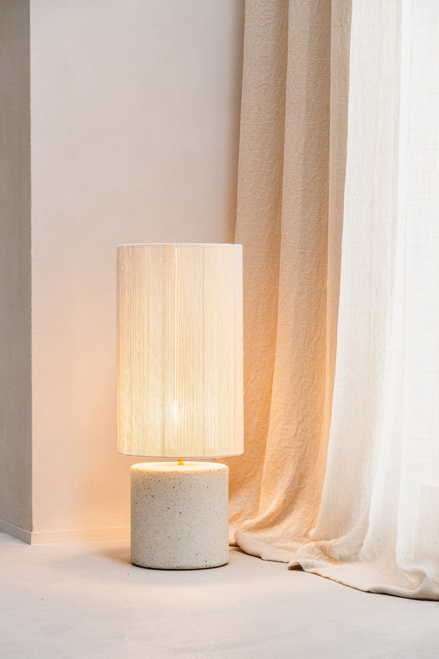 Luminar 001