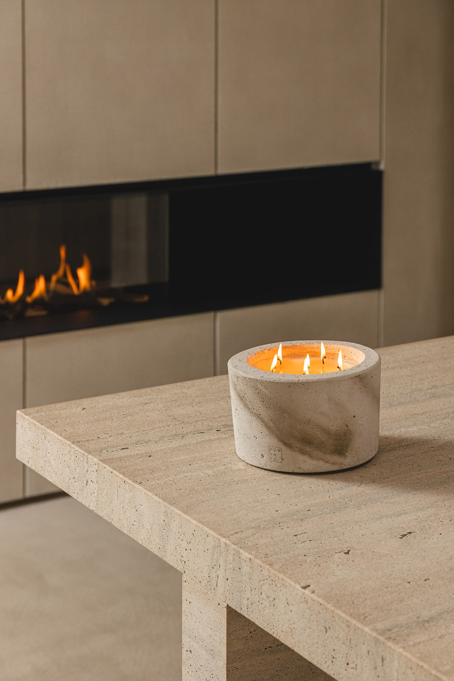 Urban Indoor Candle Medium - Ecru