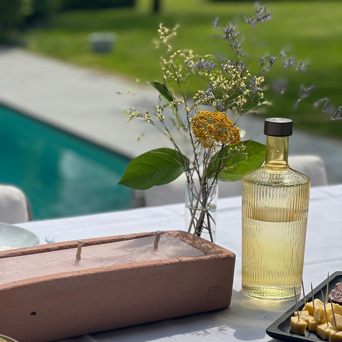 Urban Outdoor Candle rectangle - blush