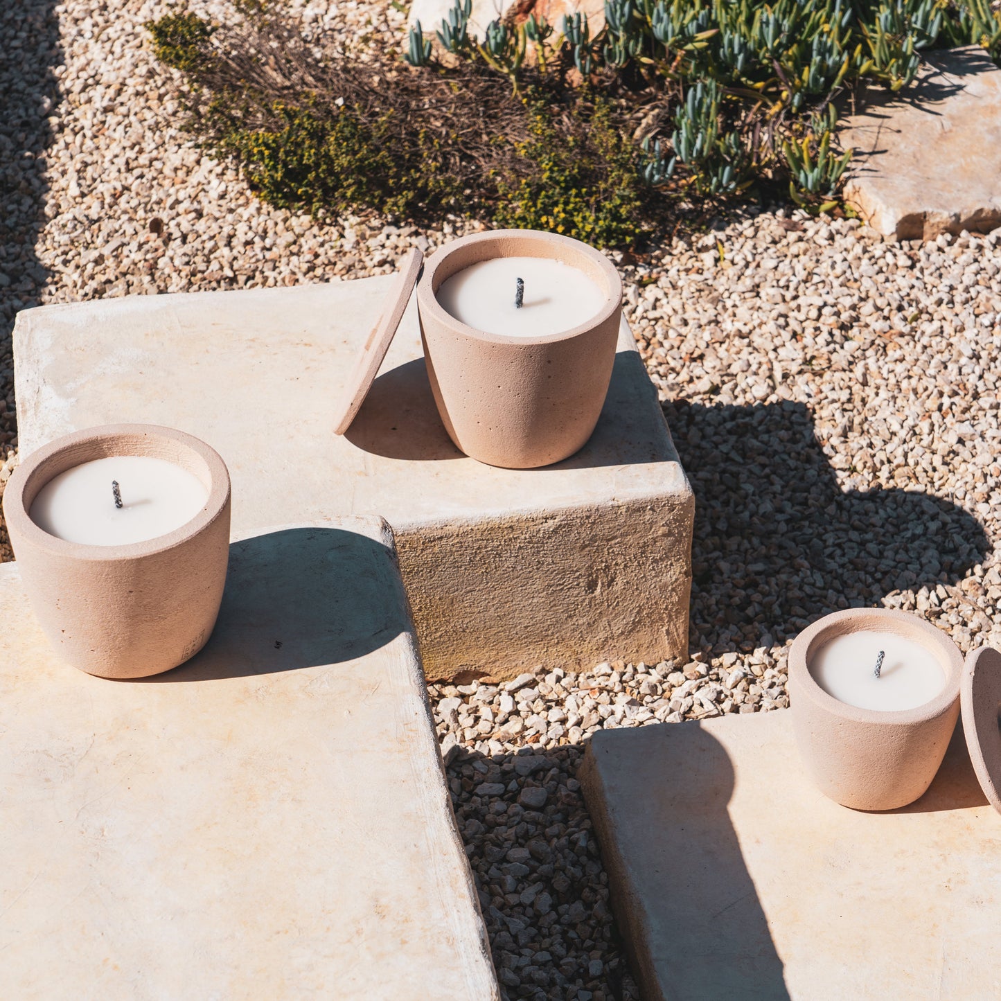 Urban Outdoor Garden Candle Medium + lid - Blush