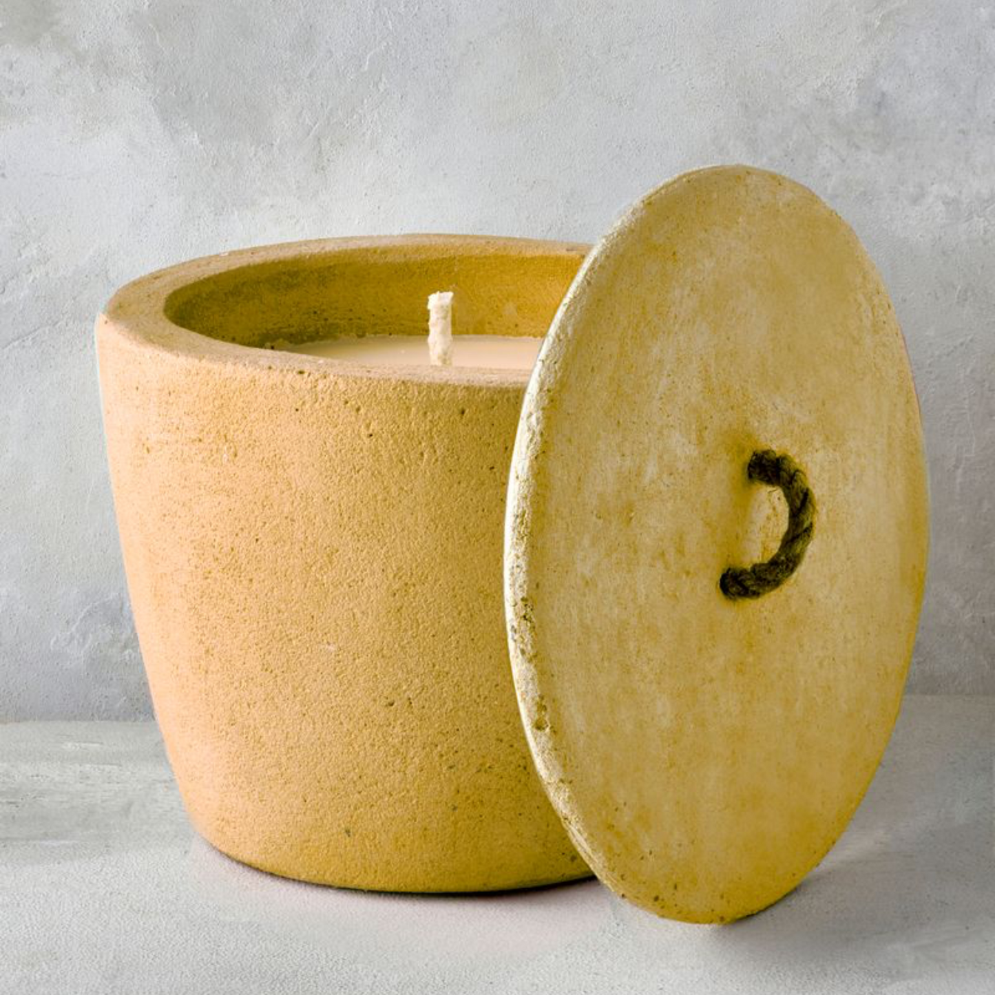 Urban Outdoor Garden Candle XL + lid - Mustard